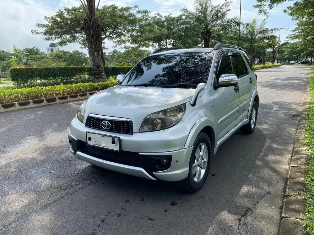 Toyota rush 2013 matic