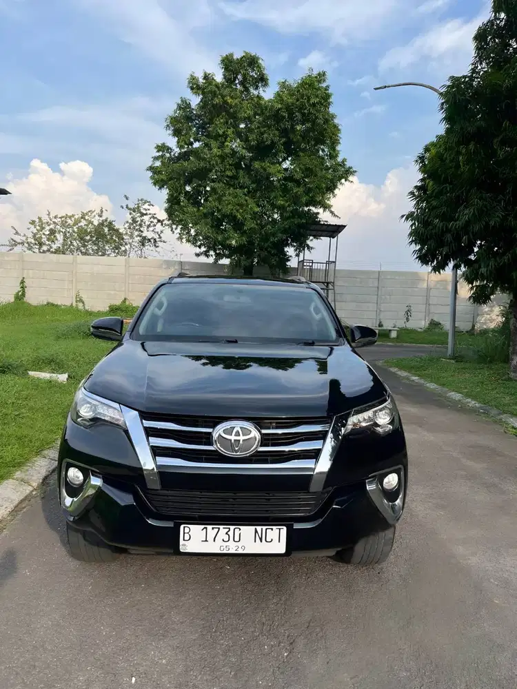 Toyota Fortuner VRZ Diesel Solar Matic AT Tahun 2019 , 2020