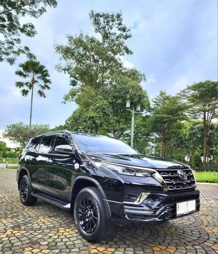 Fortuner GR Sport 2023 tgn 1 B ganjil Km 30rb rec Toyota pjk Juni 2026
