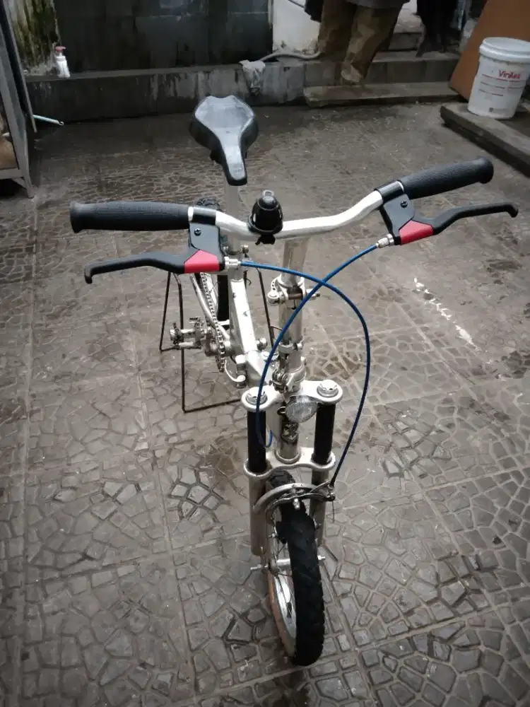 Sepeda lipat jadul merk Nexus ring 14