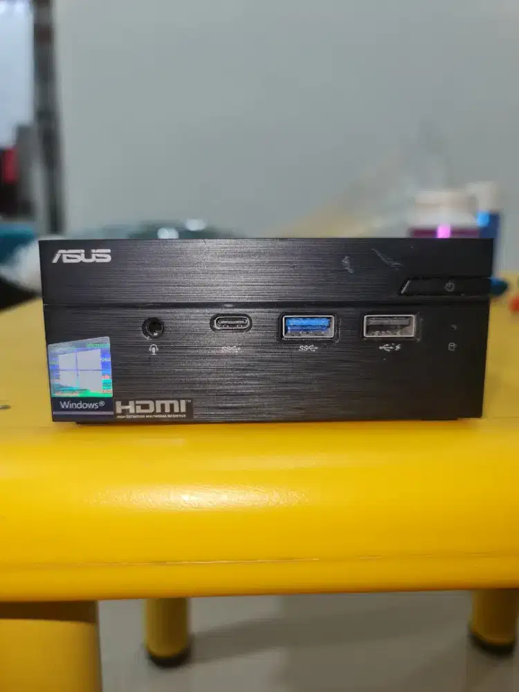 ASUS PN40 MINI PC