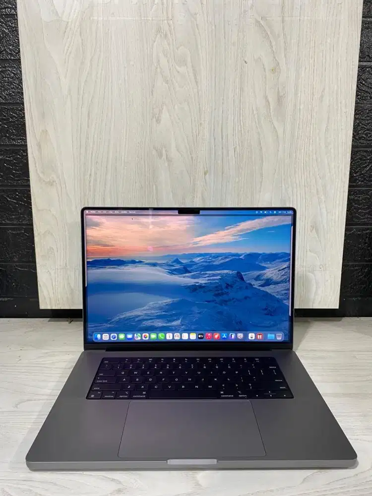 Macbook Pro M1 Pro 2021 16inc RAM 16gb SSD 512gb