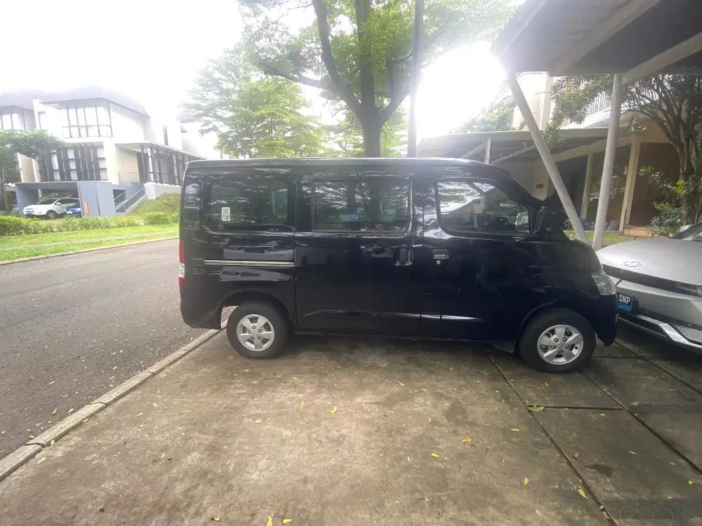 Jual grandmax 2023 warna hitam mulus