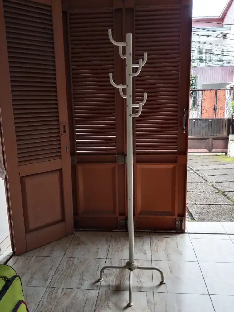 Gantungan serba guna