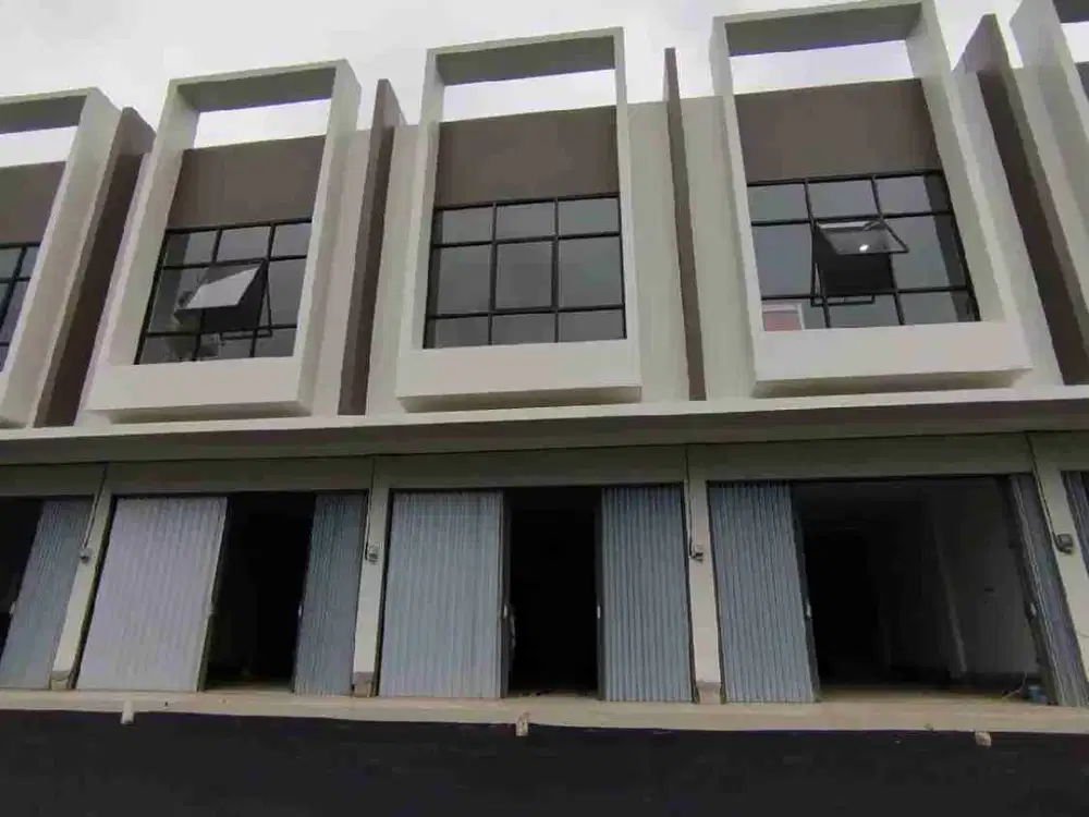 DIJUAL MURAH!! Ruko Baru Siap Usaha Di Lokasi Strategis Bebas Banjir