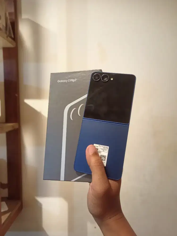 Jual Samsung Z Flip 7 12/512Gb Second Mulus Fullset Garansi Aktif