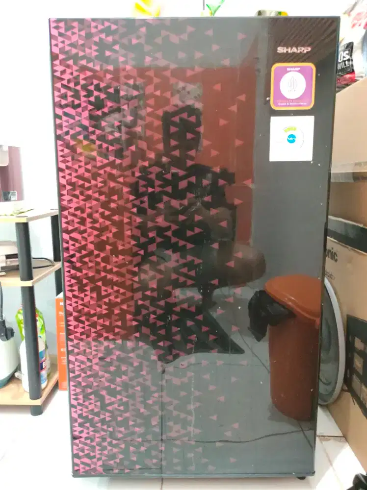 Kulkas Sharp SJX-165MG 133 liter 84 Watt