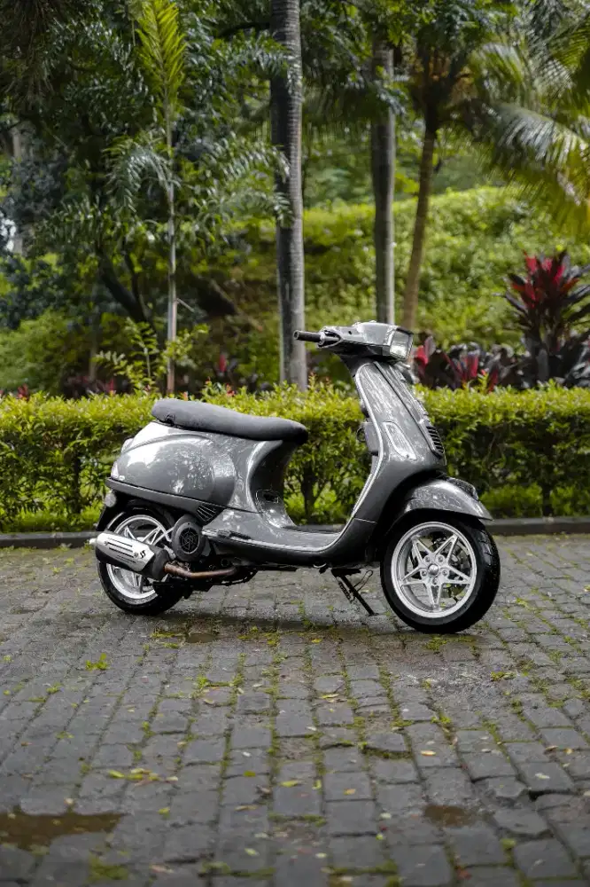 PIAGGIO VESPA S 150 3VIE 2013 MODIFIKASI GANTENG TERMURAH SE-INDONESIA