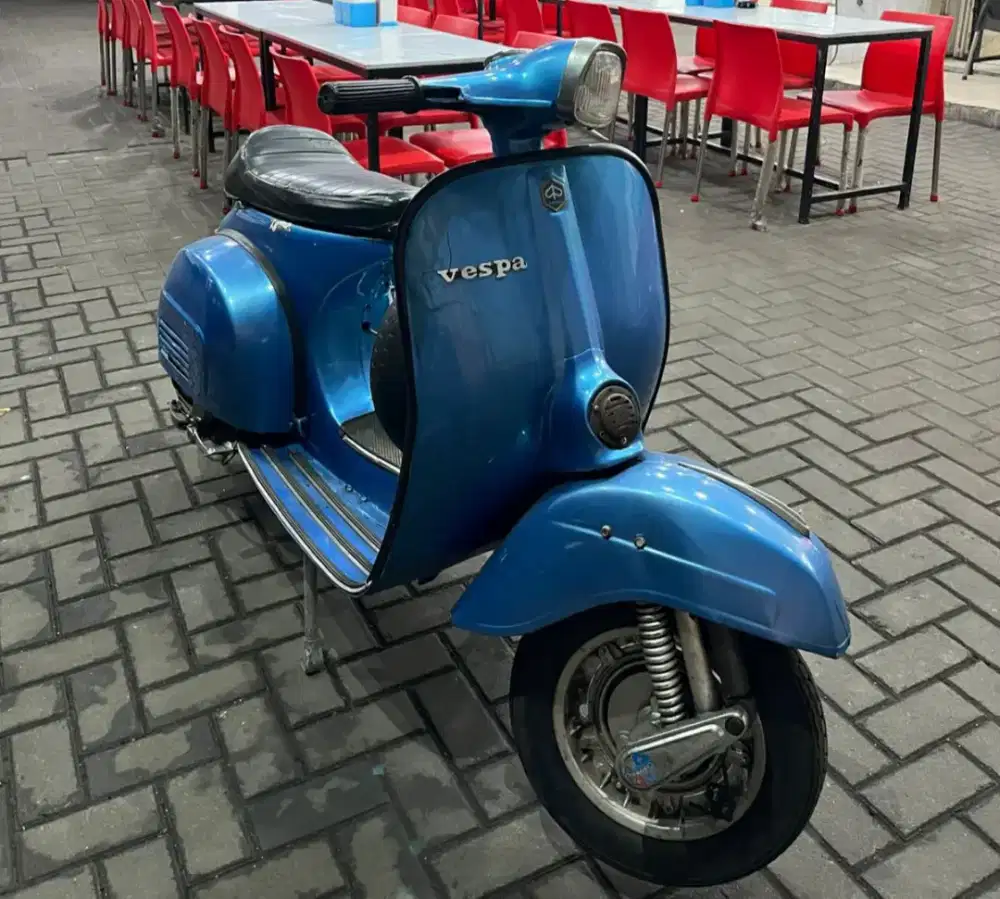 Vespa Super 150