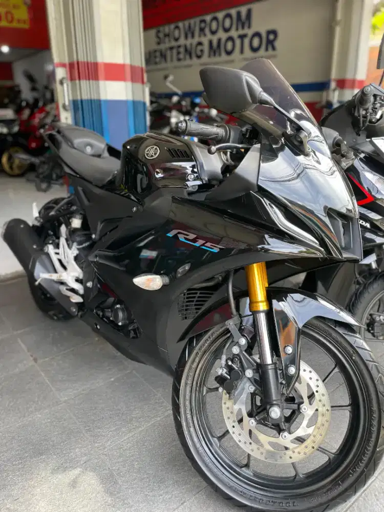 YAMAHA R15 V4 TAHUN 2023