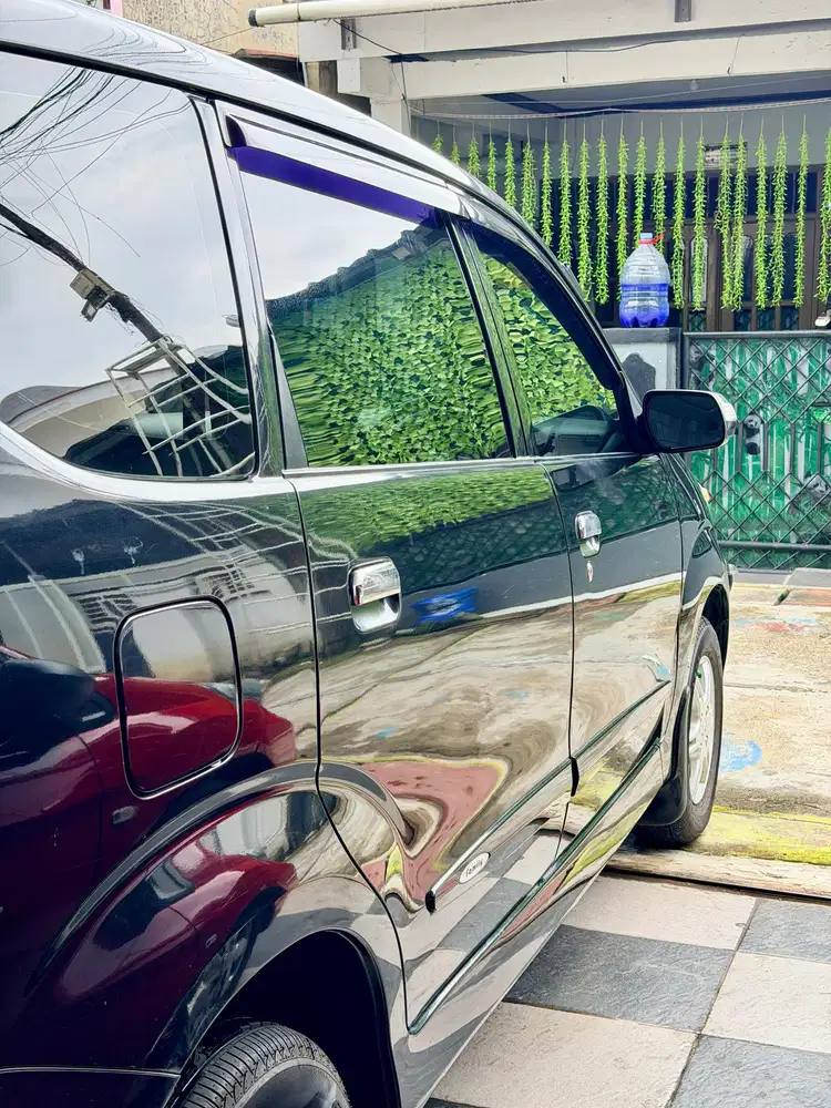 Daihatsu Xenia 2011 Bensin