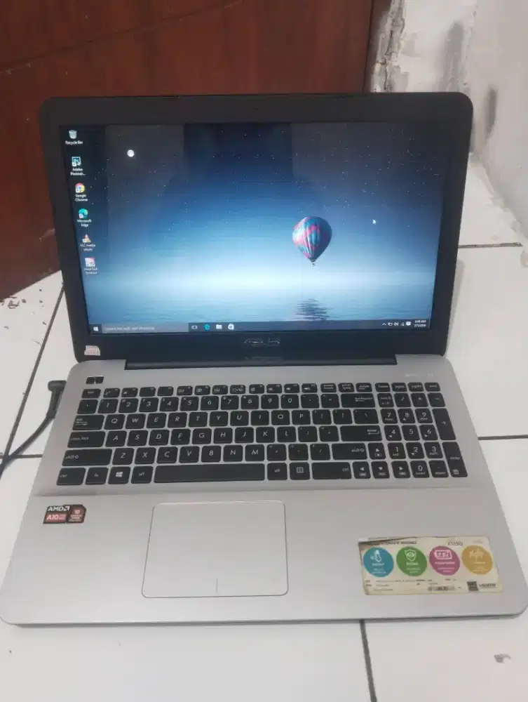 Jual laptop asus X555Q