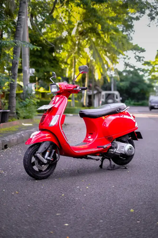 PIAGGIO VESPA S 150 2VIE INJECTION 2012 TERMURAH BERGARANSI 1 TAHUN