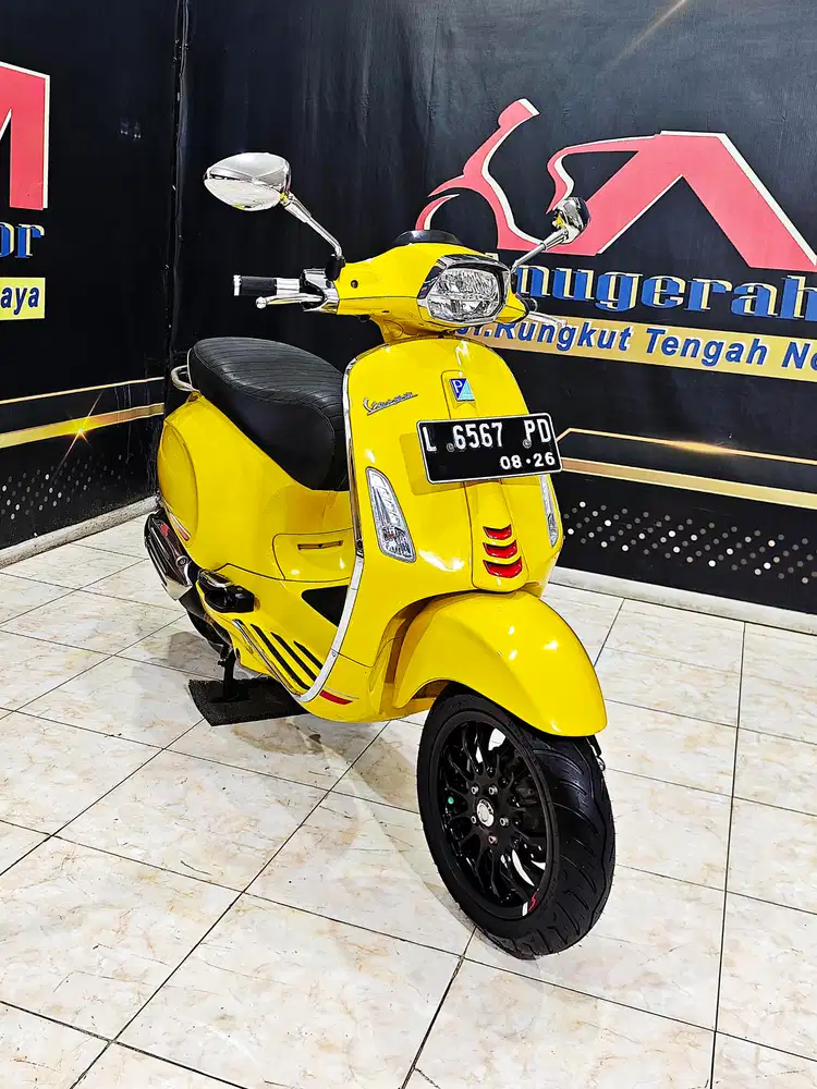 Sprint S abs clasic Modern Yellow Sole glossy .Anugerah motor rungkut