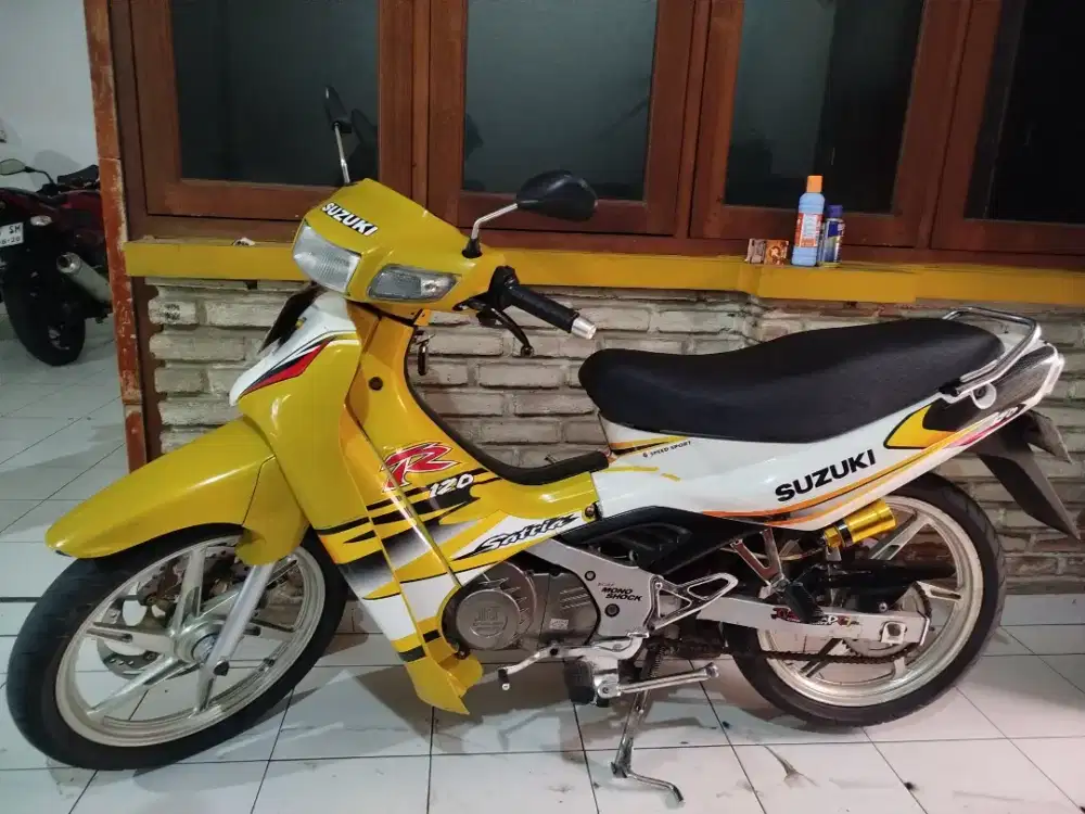 Suzuki satria tahun 2003 siap pakai