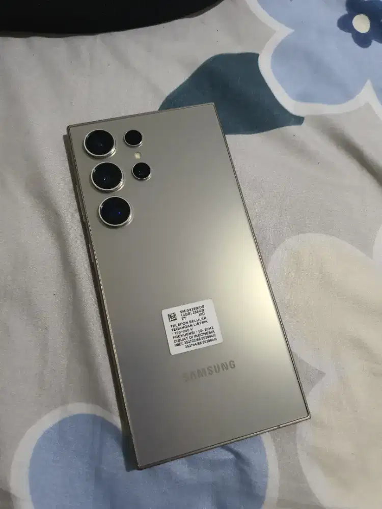 samsung galaxy s24 ultra titanium 12/256 SEIN