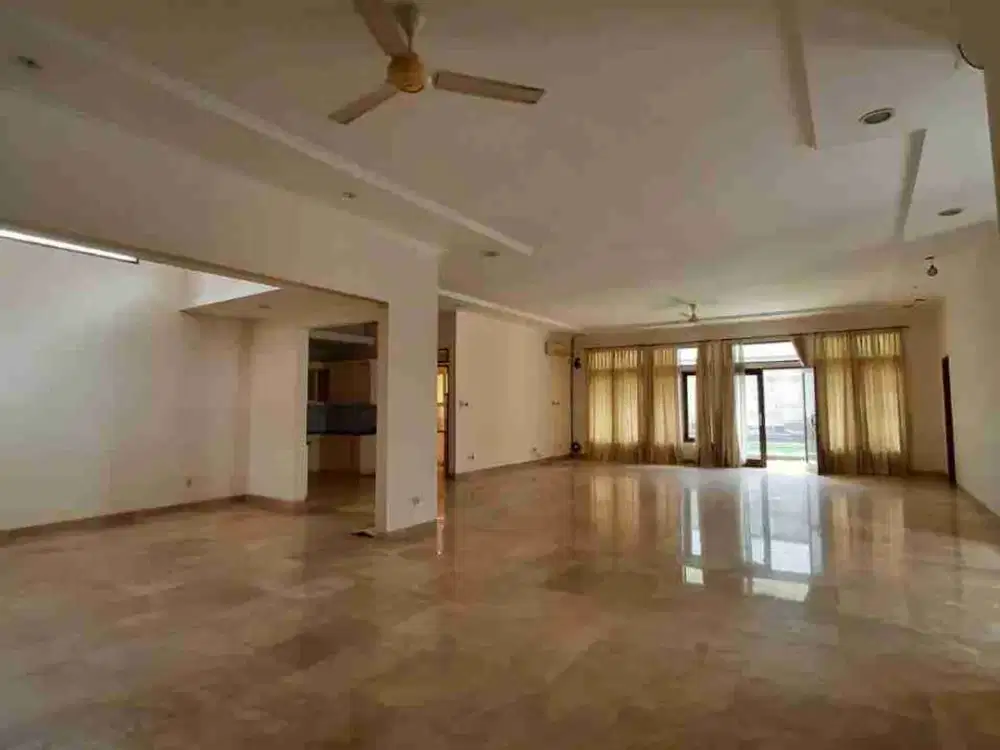 Dekat Sekolah Bakti Mulya, Dijual Rumah Lama di Pondok Indah Jakarta Selatan