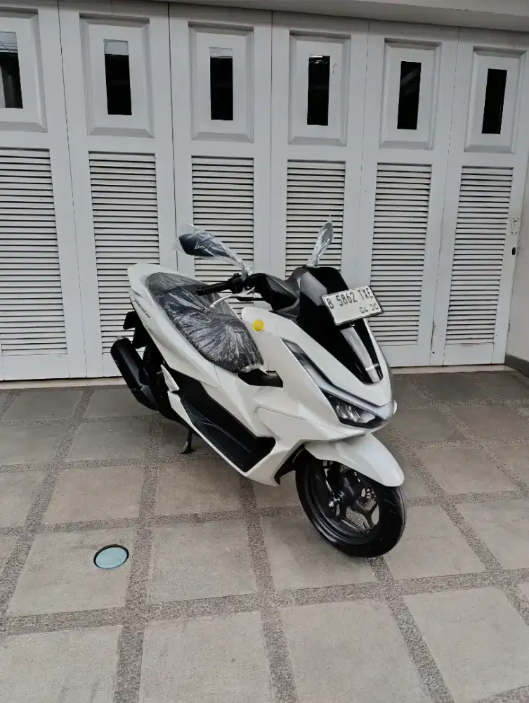 Bissmillah dijual motor Honda PCX 2025 istimewa