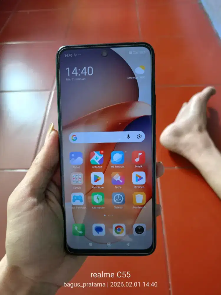 bantuin tmen mau jual redmi 12 8+8/128 fullsett msih mulus bgtt