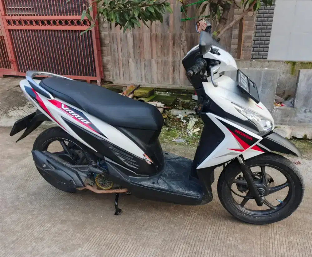 Vario Agnes 2017 tipe iss tertinggi ss lengkap KM rendah