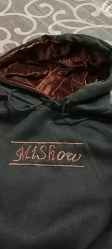 Jaket Hoddie Hitam list