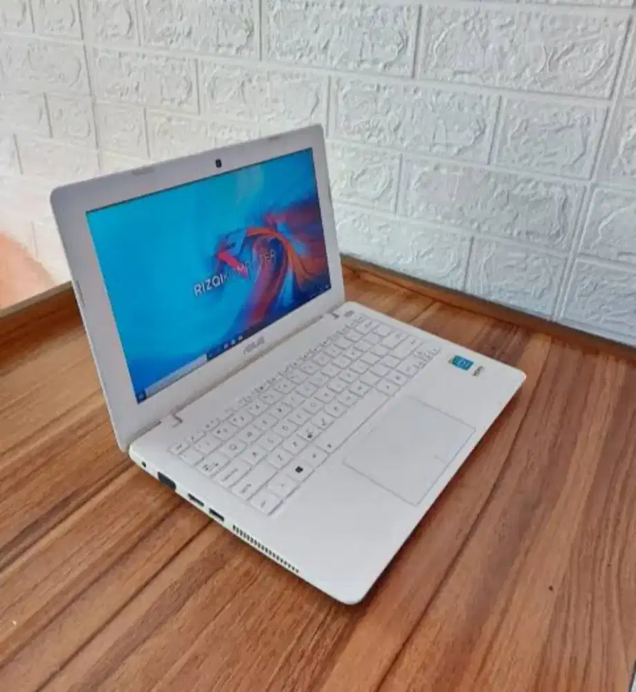 ASUS X200-CA Pemakaian Pribadi