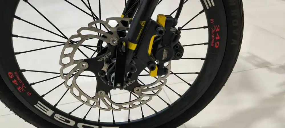 Sepeda Lipat Fnhon Gust 16