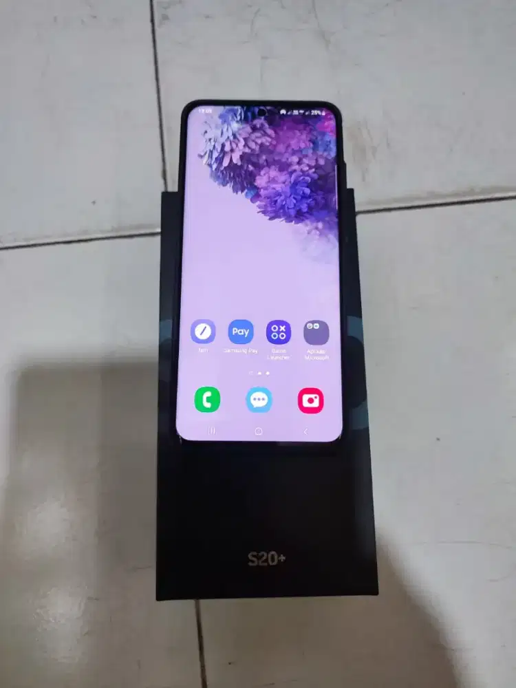 Samsung S20+ komplit mulus dari baru belum pernah service original