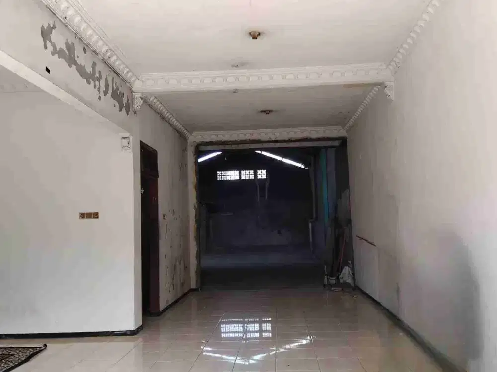 Murah, Disewakan Tempat Usaha di area Lontar, Surabaya