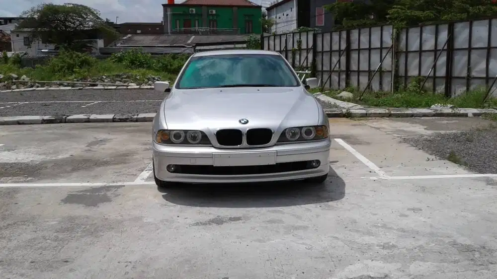 BMW 530I THN 2001 Ultra Low Kilometer