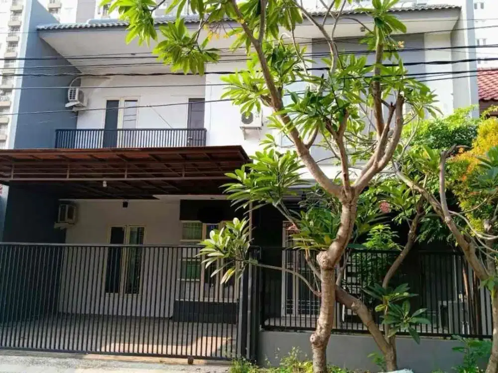 Disewakan rumah villa kalijudan siap huni bagus