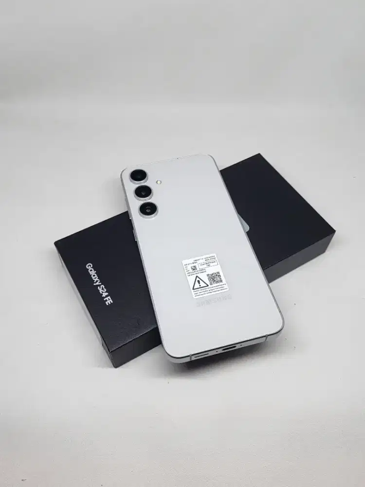 Samsung Galaxy S24 FE 512GB Mulus - Garansi SEIN aktif ( 30/06/2026 )