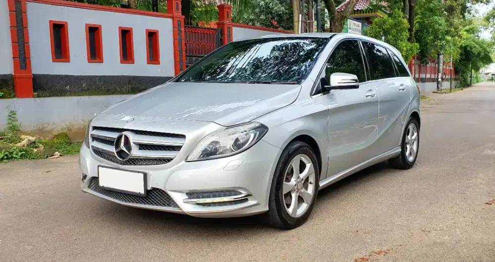 Mercedes Benz B200 Sport W246 2013