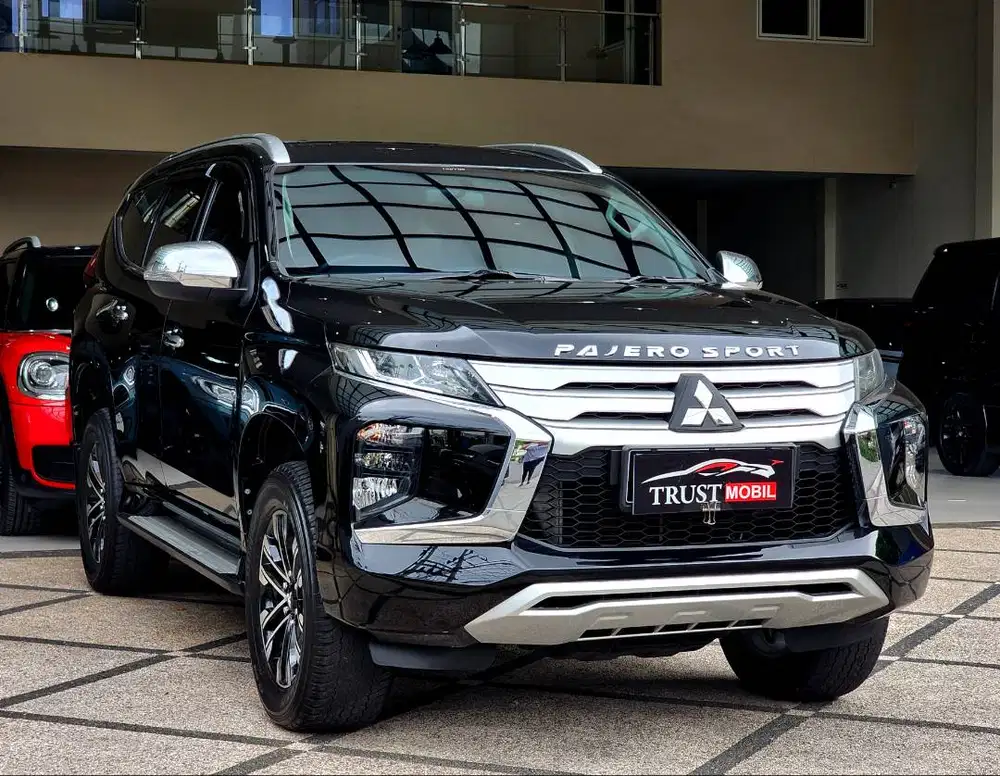 KM 50 RB!! MITSUBISHI PAJERO SPORT DIESEL AUTOMATIC 2021 HITAM