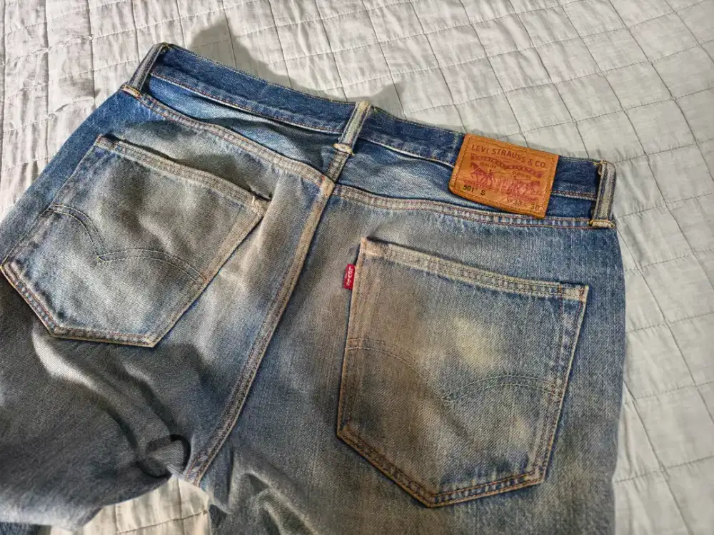 Levis 501s size 33