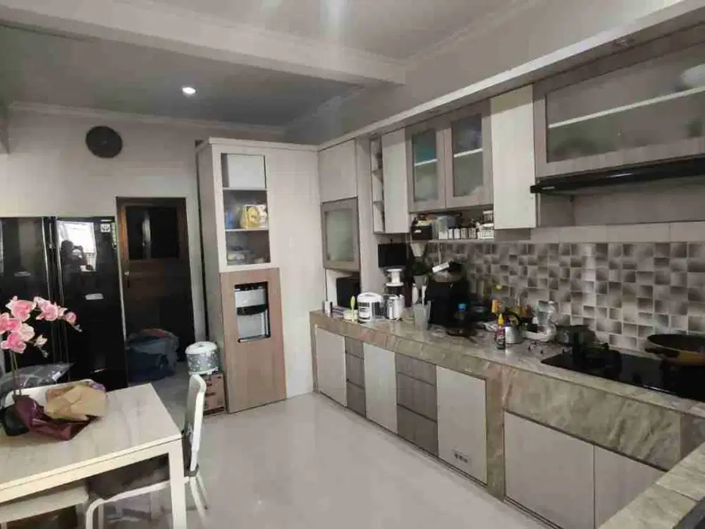 Dijual Rumah Komplek Cipayung  Tidak Banjir Strategis Dekat 3 akses Toll