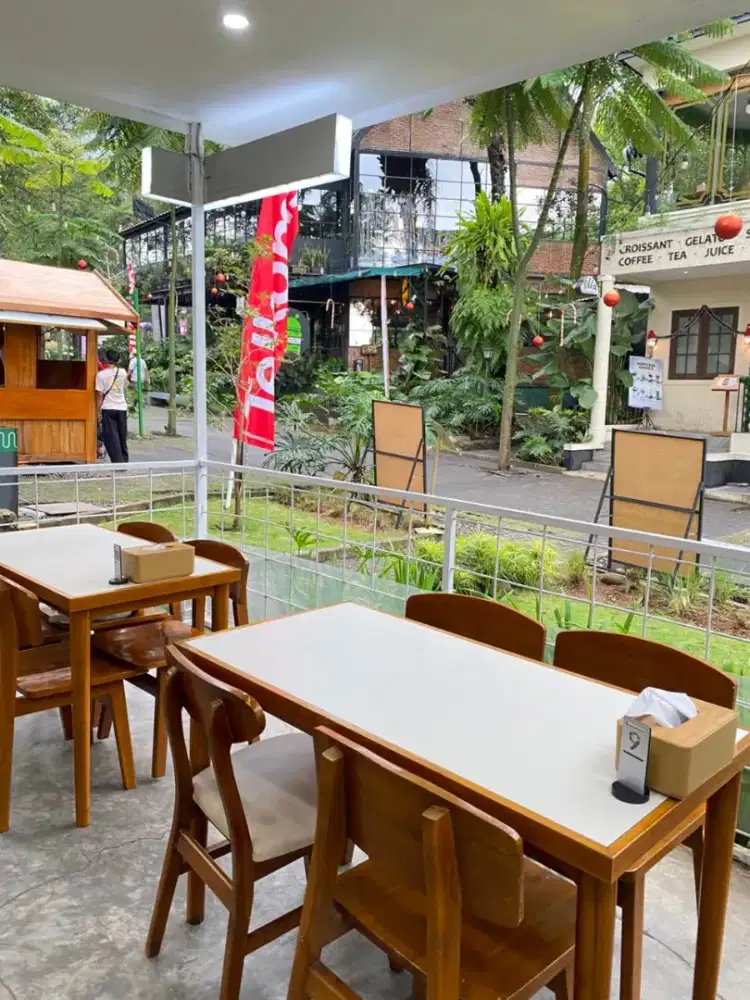 STAFF KITCHEN. Sambel Ayam