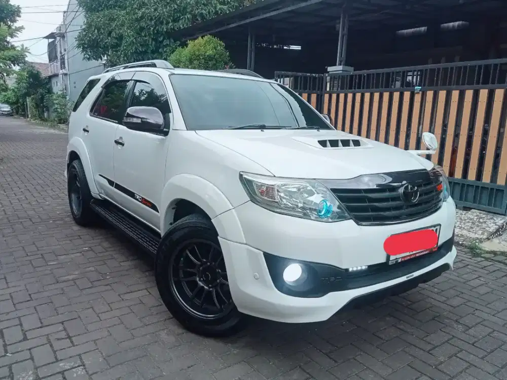 Fortuner vnt trd matic solar