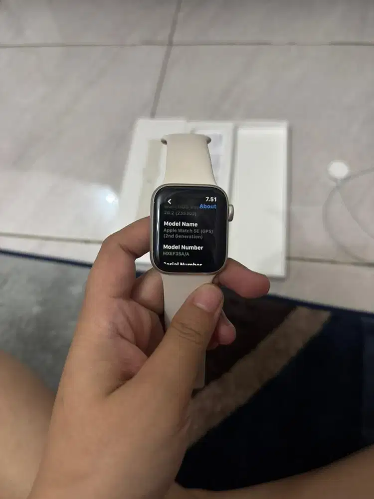 Apple Watch SE GPS Gen 2 Starlight