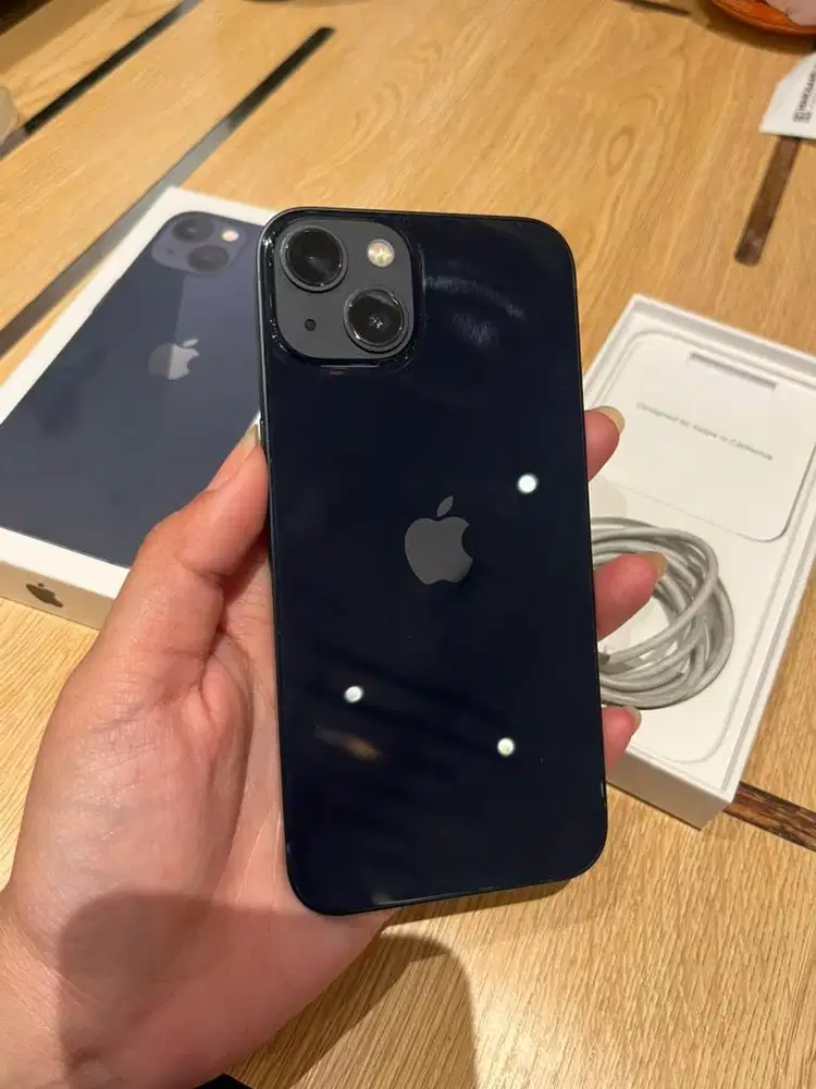 iPhone 13 128gb iBox