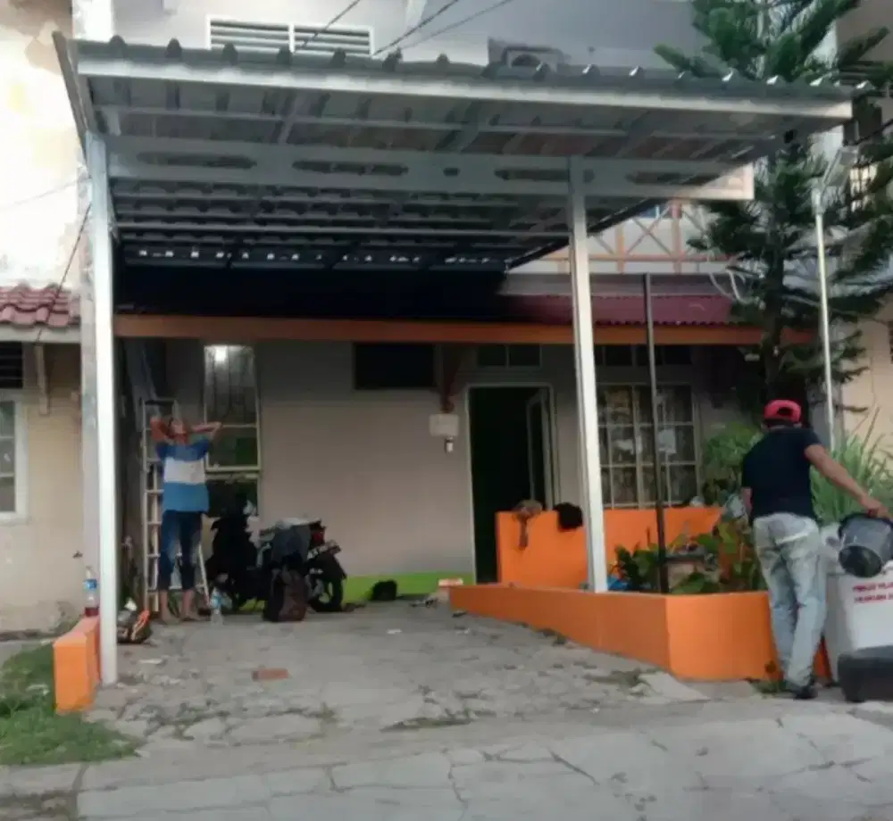 Pasang kanopi baja ringan