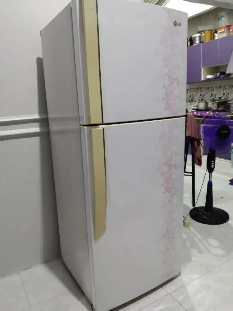 Kulkas LG jumbo