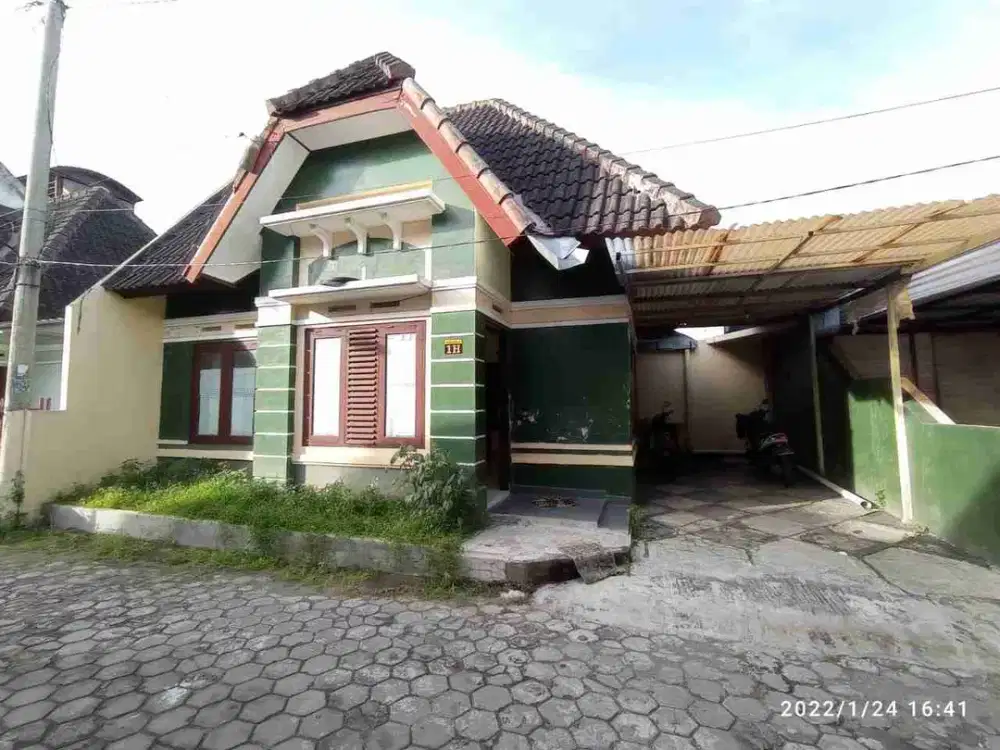 Rumah kontrakan dalam perumahan di utara amikom condong catur