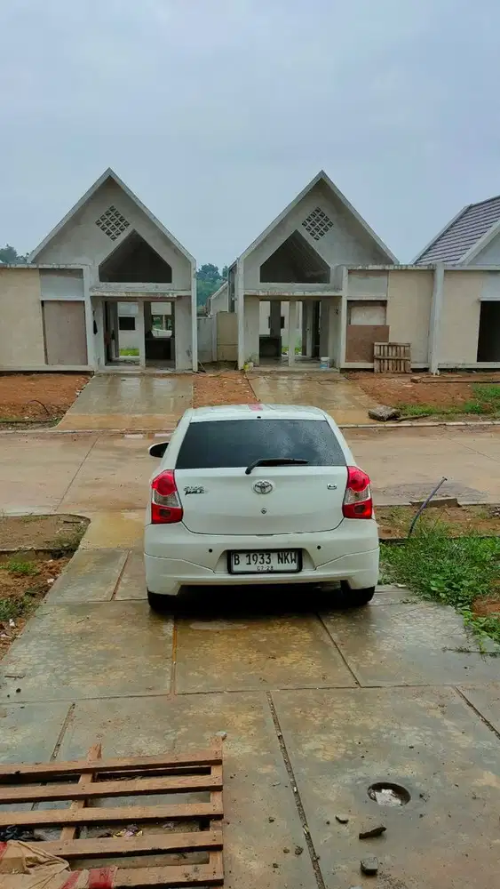 Toyota Etios Valco 2013 Bensin