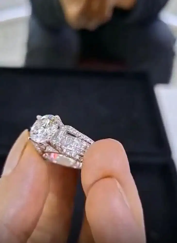 Cincin Berlian Natural 3.00 Carat G VS1 Mewah dan Langka