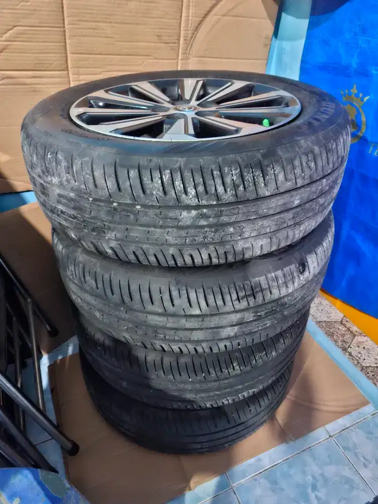Velg dan Ban Oem Veloz 2022