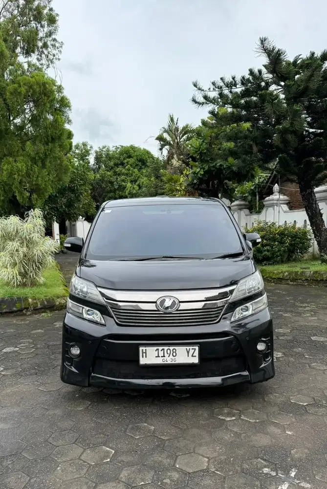 TERMURAH Vellfire Z 2011 siap pakai