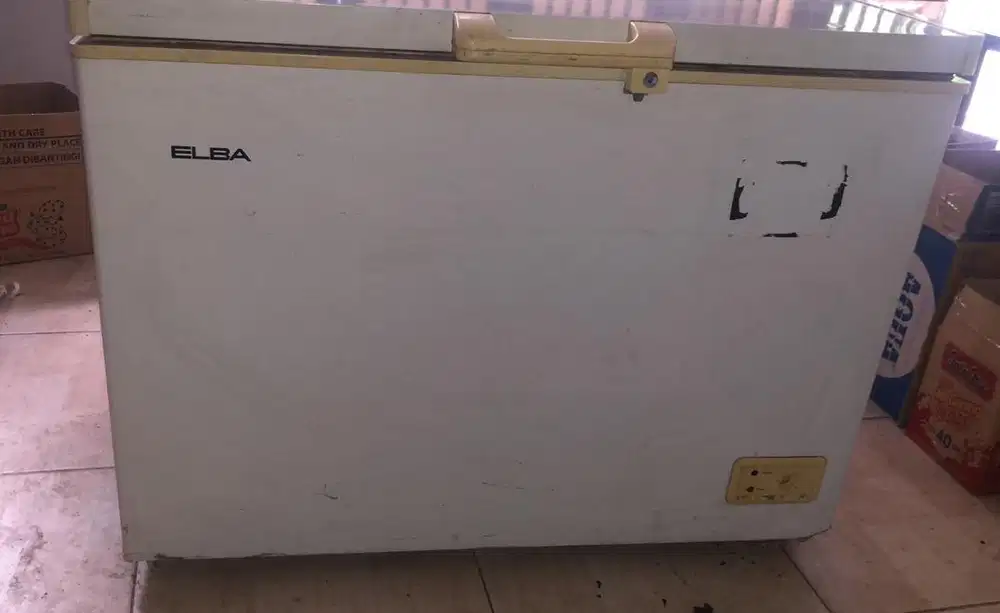 DIJUAL FREEZER BEKAS