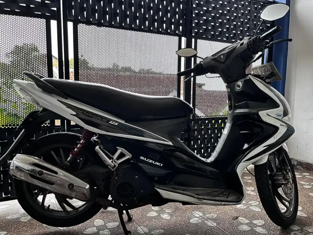 Suzuki skywave 2010 lengkap murah