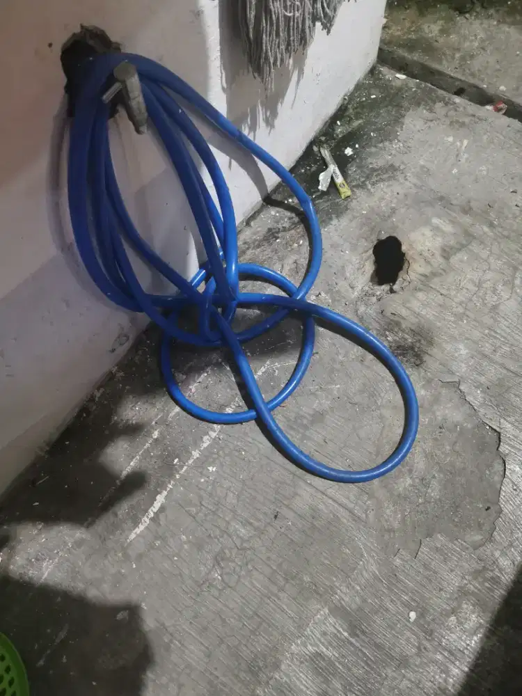 Selang panjang 10 meters